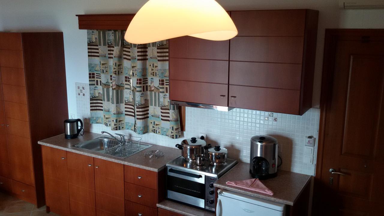 Thalina Hotel มาราโธคามปอส ภายนอก รูปภาพ